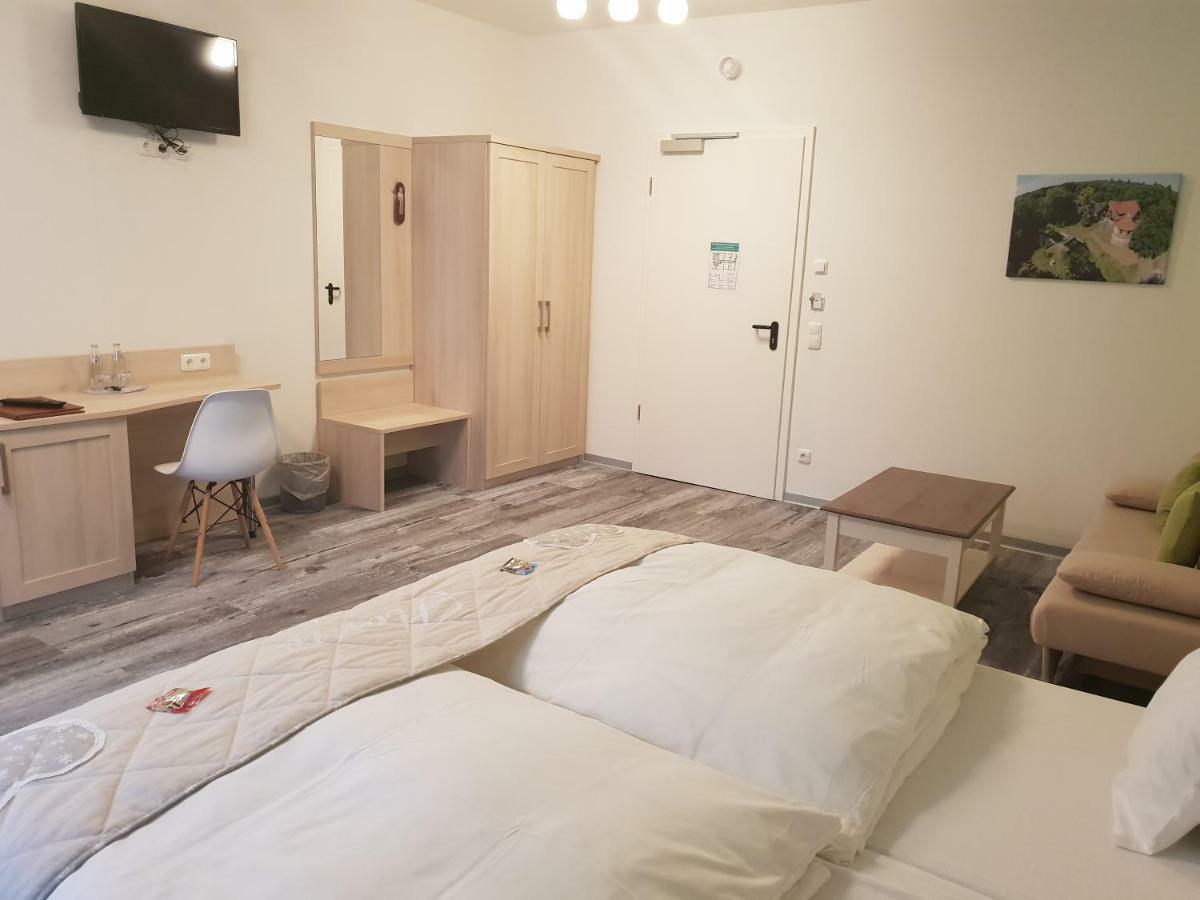 Neue Muehle Kleines Landhotel Brandenburg  ภายนอก รูปภาพ